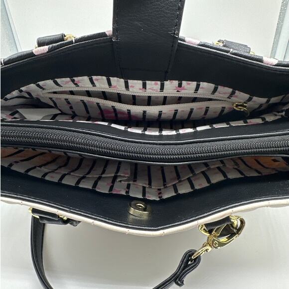 Luv Betsey by Betsey Johnson Quilted Heart Dome Satchel Crossbody Bag Purse - Picture 13 of 13